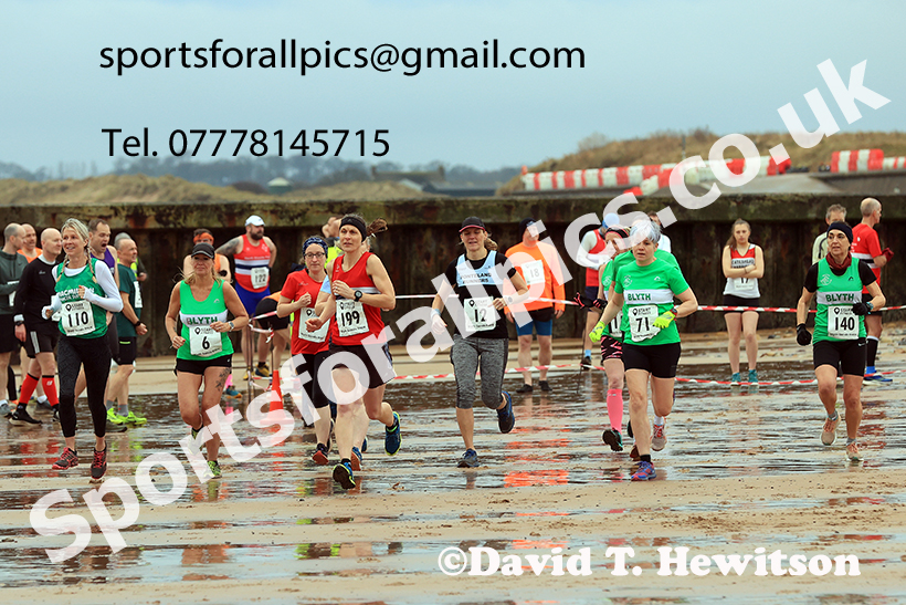 The 2024 Blyth Beach Run, Northumberland.   Photo: David T. Hewitson/Sports for All Pics